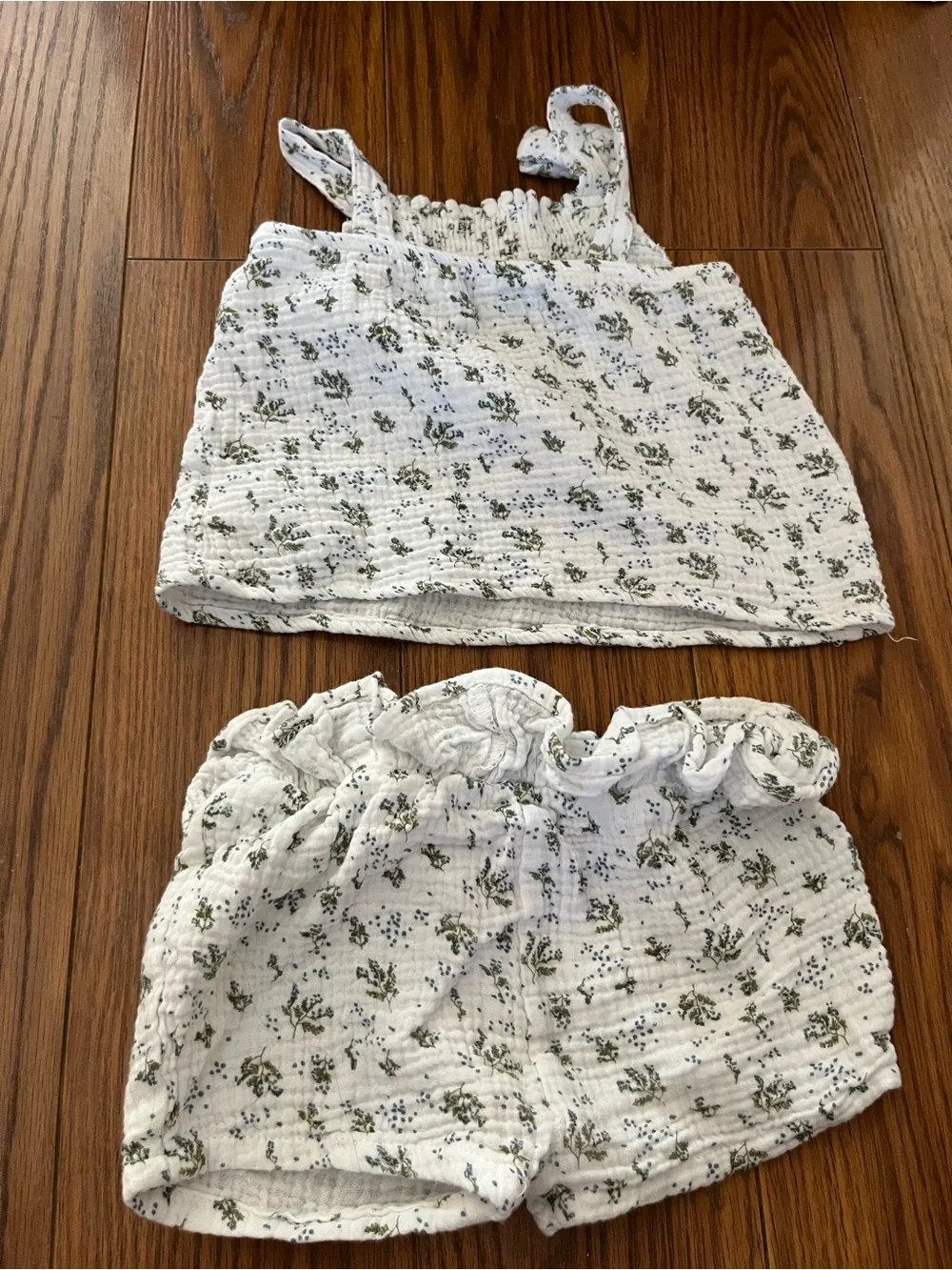 7 For All Mankind White Floral Tank & Shorts Set with Light Green Print